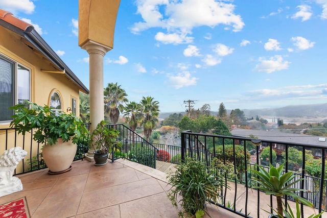 1610 Zapata Dr, El Dorado Hills, CA 95762