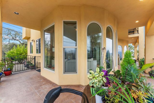 1610 Zapata Dr, El Dorado Hills, CA 95762