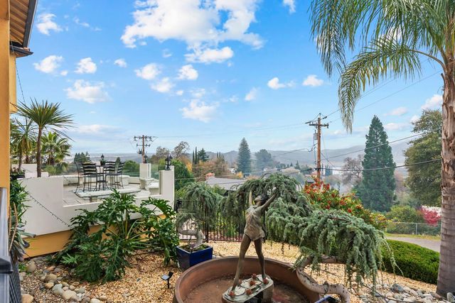 1610 Zapata Dr, El Dorado Hills, CA 95762