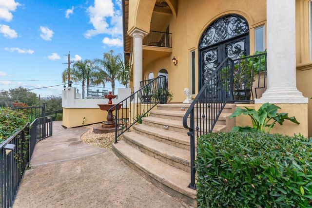 1610 Zapata Dr, El Dorado Hills, CA 95762