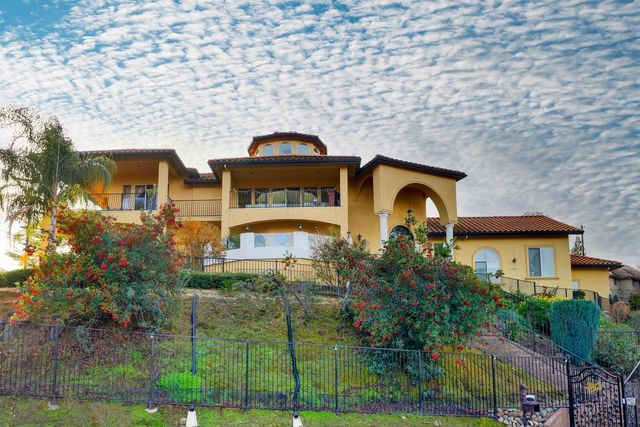 1610 Zapata Dr, El Dorado Hills, CA 95762