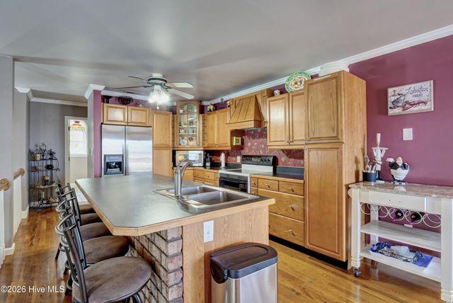 933 General Whiting Boulevard, Kure Beach, NC 28449