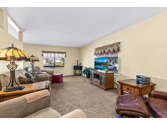 2820 Mango Pl, Loveland, CO 80537