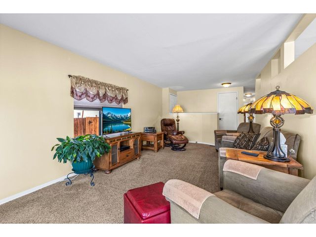 2820 Mango Pl, Loveland, CO 80537