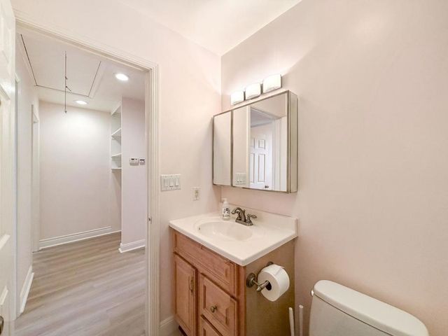 1290 De Solo Drive, Pacifica, CA 94044