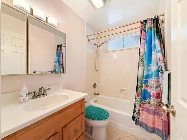 1290 De Solo Drive, Pacifica, CA 94044