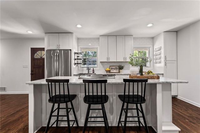 4200 Admiral Drive, Atlanta, GA 30341