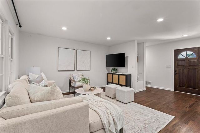 4200 Admiral Drive, Atlanta, GA 30341