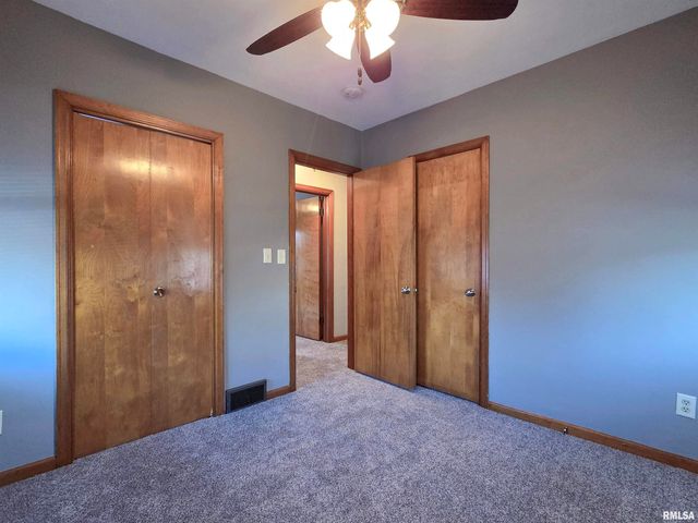 2640 WILKES Avenue, Davenport, IA 52804