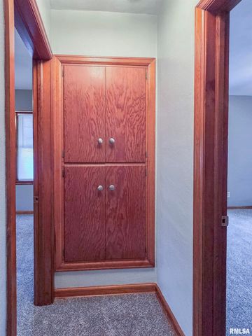 2640 WILKES Avenue, Davenport, IA 52804