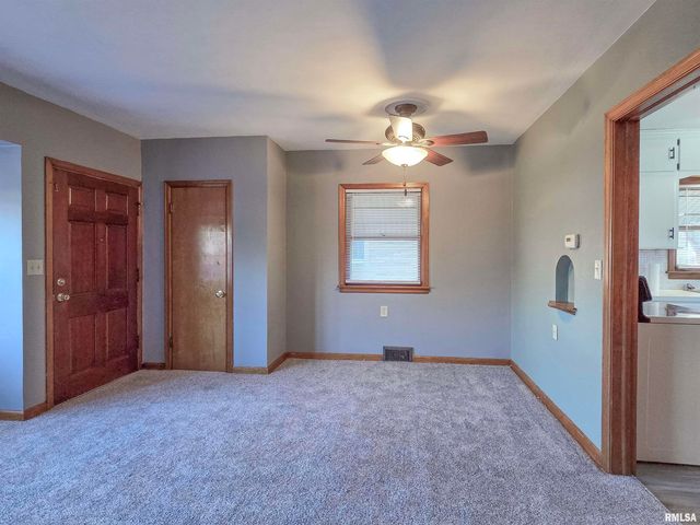 2640 WILKES Avenue, Davenport, IA 52804