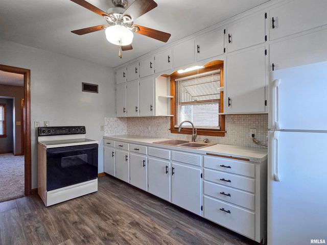 2640 WILKES Avenue, Davenport, IA 52804