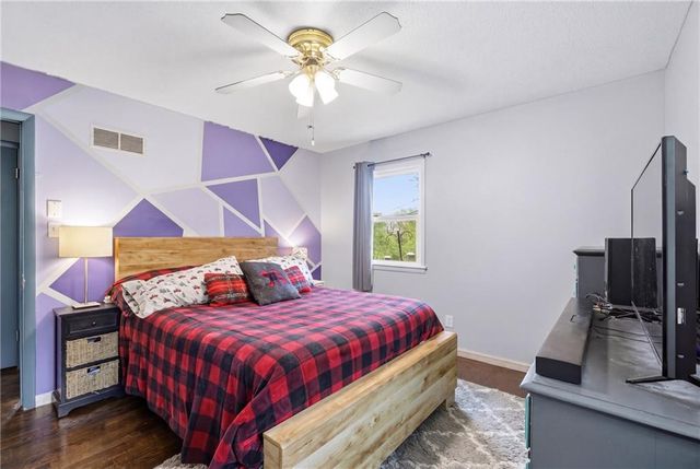 424 S 86th Street, Kansas City, KS 66111