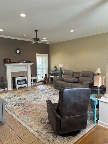 2414 Brittany, Searcy, AR 72143