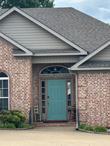 2414 Brittany, Searcy, AR 72143
