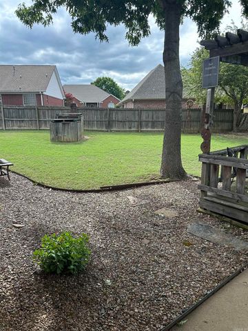 2414 Brittany, Searcy, AR 72143