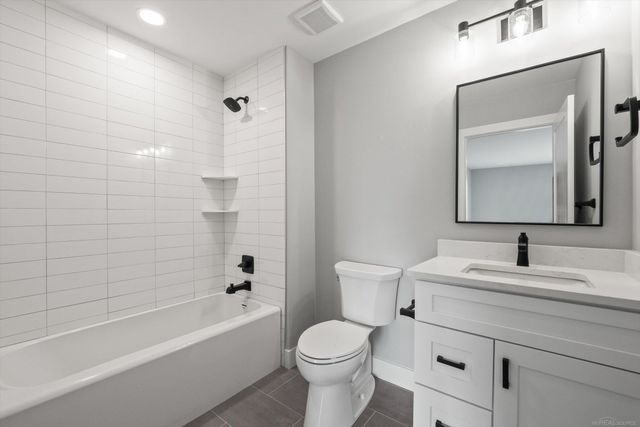 5865 Heights Drive, Sterling Heights, MI 48314