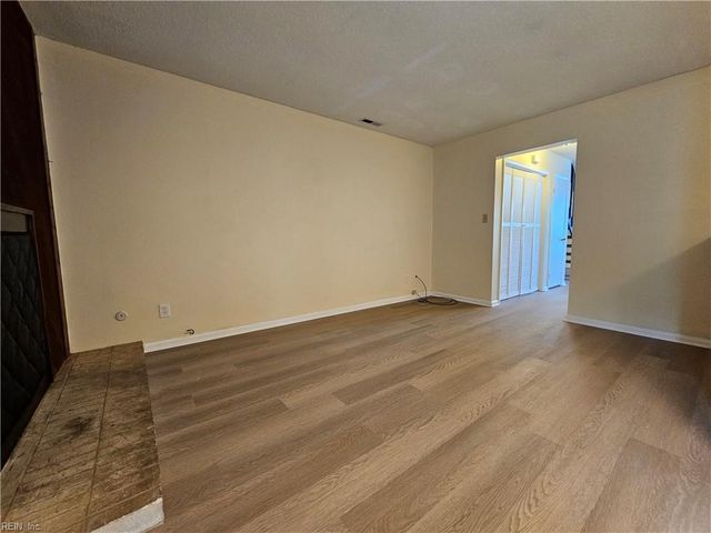 731 Woodbox DR, Virginia Beach, VA 23462