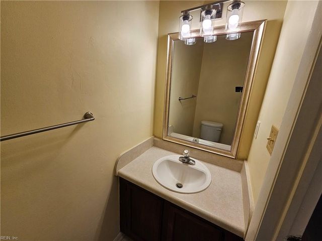 731 Woodbox DR, Virginia Beach, VA 23462