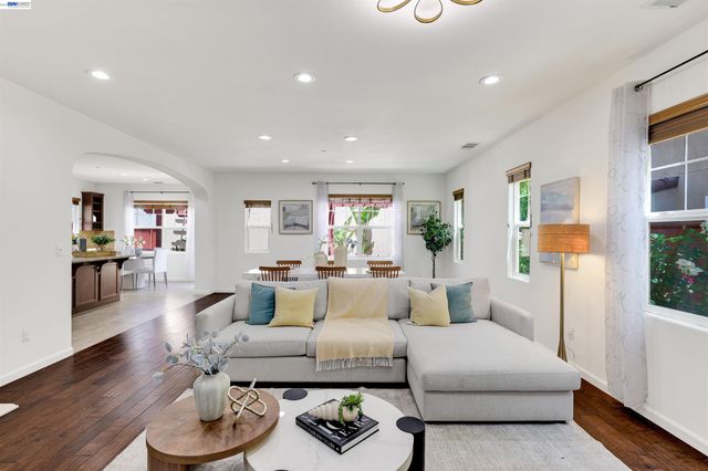 193 Lucy Ln, San Ramon, CA 94582