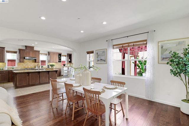 193 Lucy Ln, San Ramon, CA 94582