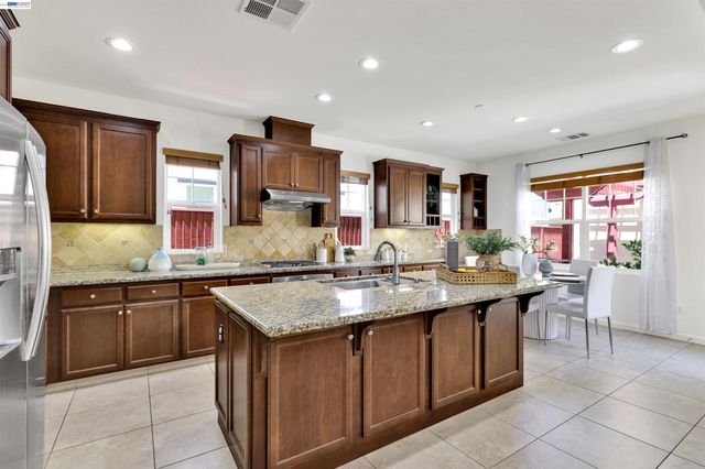 193 Lucy Ln, San Ramon, CA 94582