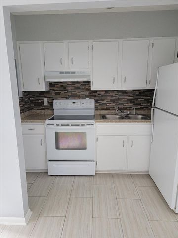 2621 SW 33 AVENUE, Ocala, FL 34474