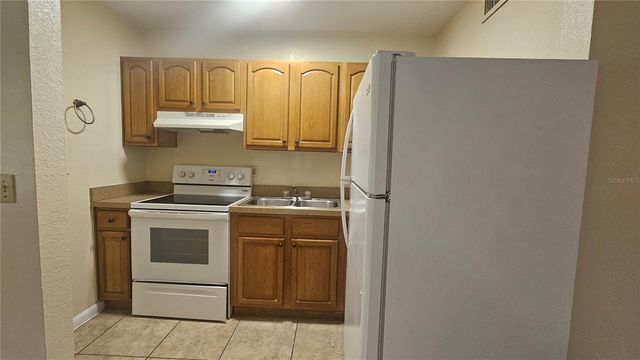 2621 SW 33 AVENUE, Ocala, FL 34474