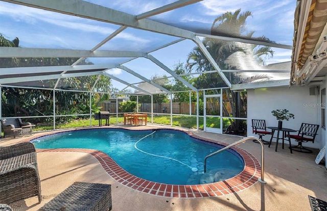 2873 SARAH DRIVE, Clearwater, FL 33759