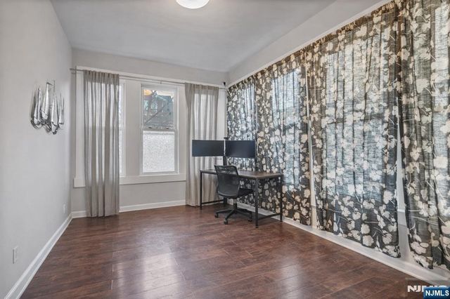 107 Huntington Terrace, Newark, NJ 07112