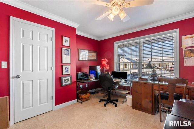 312 Garvey Lane, Chatham, IL 62629