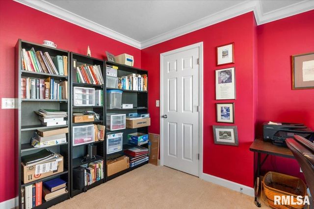 312 Garvey Lane, Chatham, IL 62629