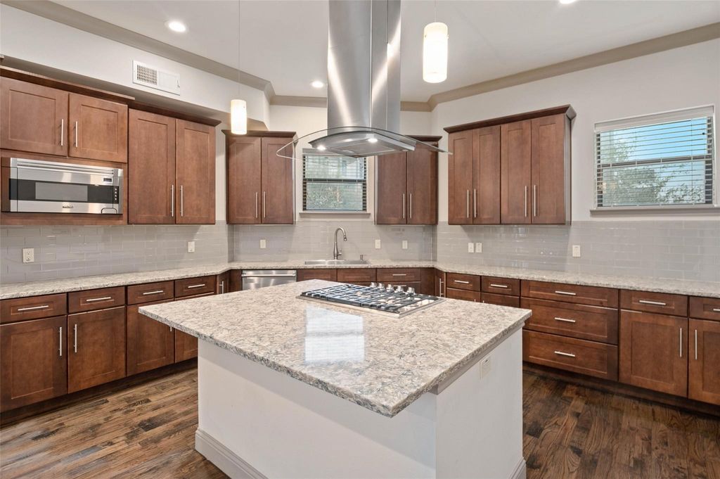 1021 Pavillion Avenue 7, Dallas, TX 75204