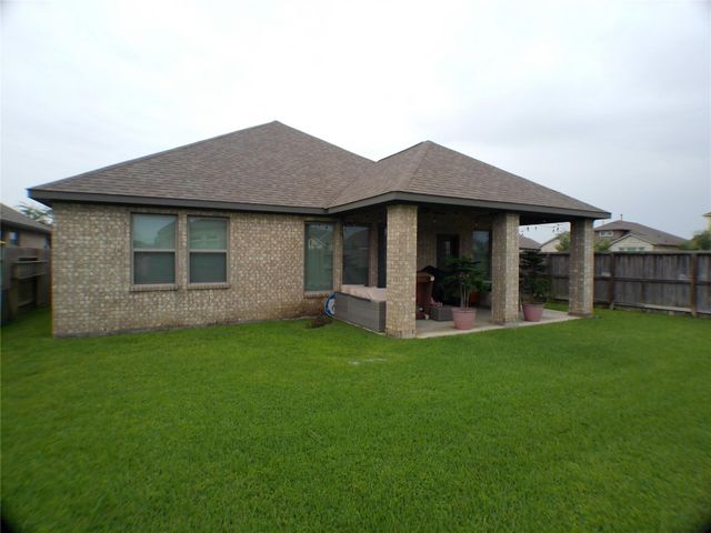 2710 Ocean Key Drive, La Marque, TX 77568