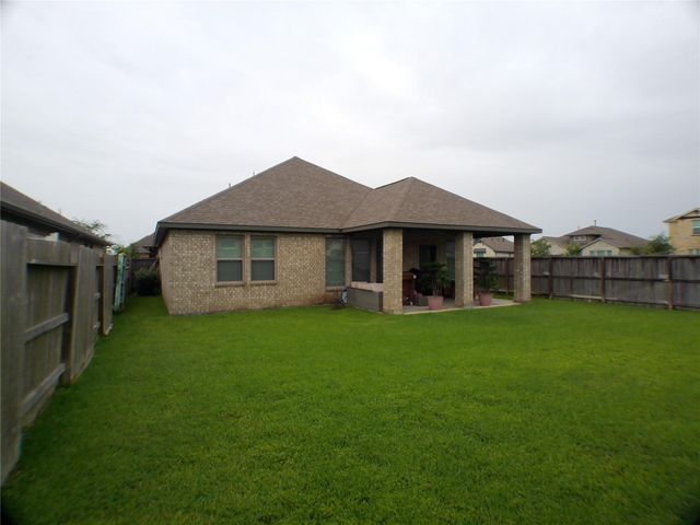 2710 Ocean Key Drive, La Marque, TX 77568