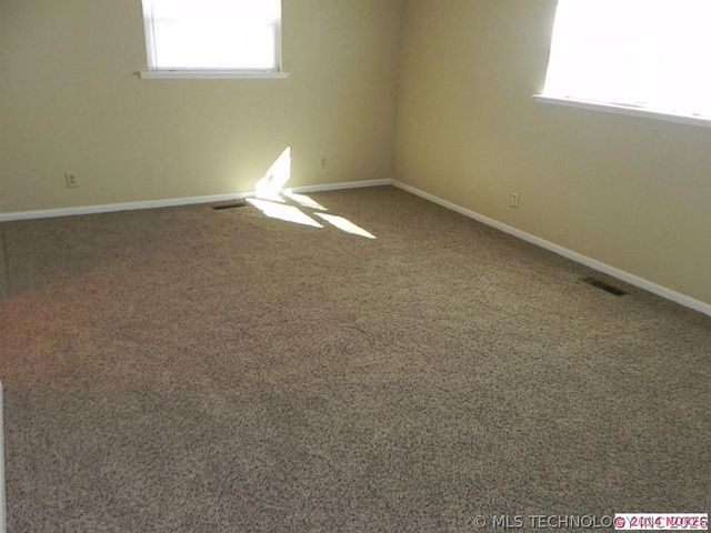 7827 Marilyn Lane, Tulsa, OK 74131