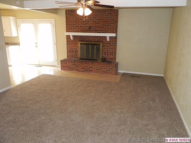 7827 Marilyn Lane, Tulsa, OK 74131