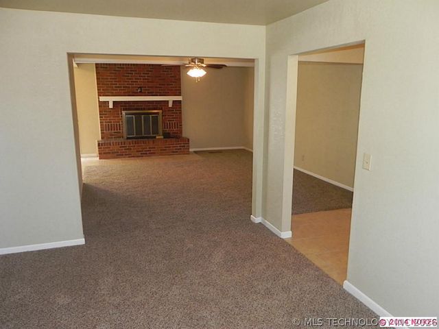 7827 Marilyn Lane, Tulsa, OK 74131