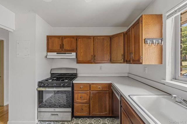 9 Barnett Drive 102, Monroe, NY 10950