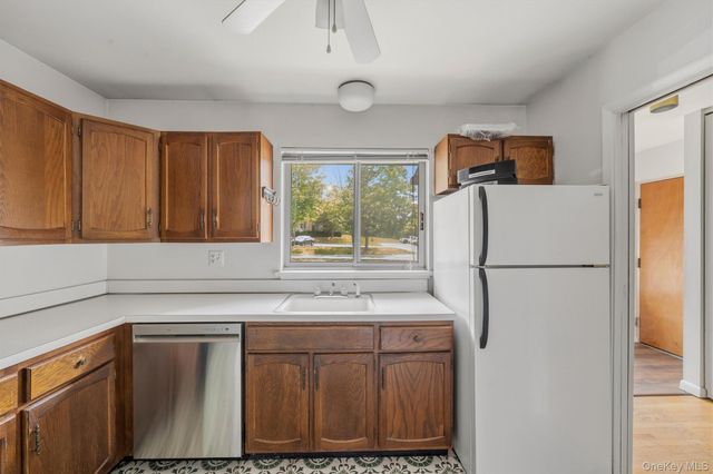 9 Barnett Drive 102, Monroe, NY 10950