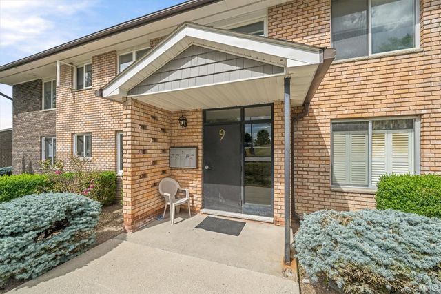 9 Barnett Drive 102, Monroe, NY 10950