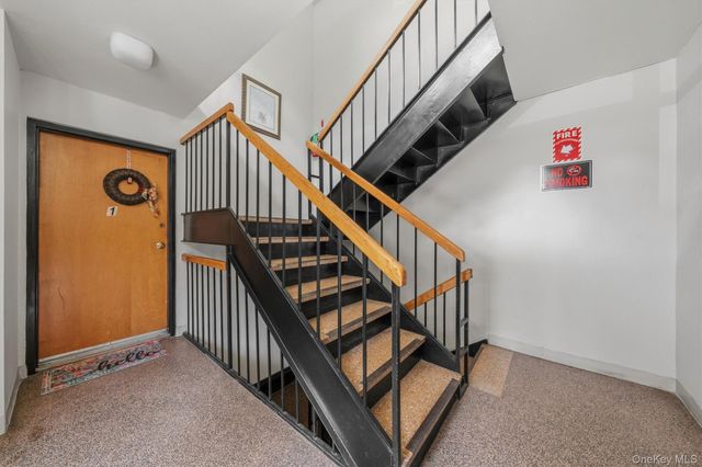 9 Barnett Drive 102, Monroe, NY 10950