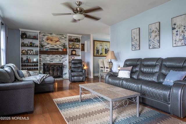 342 Delaware Drive, Brick, NJ 08723