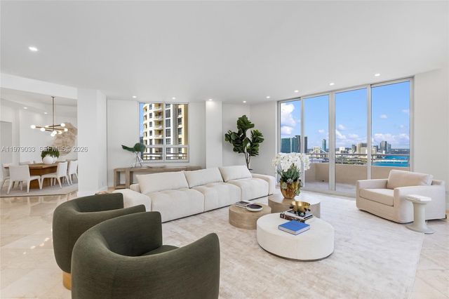 808 Brickell Key Dr 3901, Miami, FL 33131