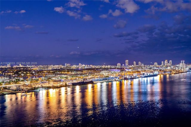 808 Brickell Key Dr 3901, Miami, FL 33131