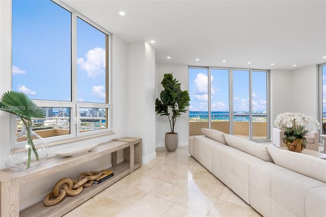 808 Brickell Key Dr 3901, Miami, FL 33131