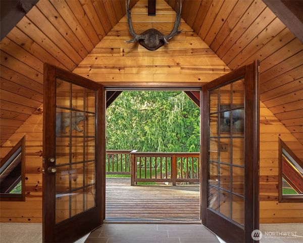20816 SE 222nd Street, Maple Valley, WA 98038