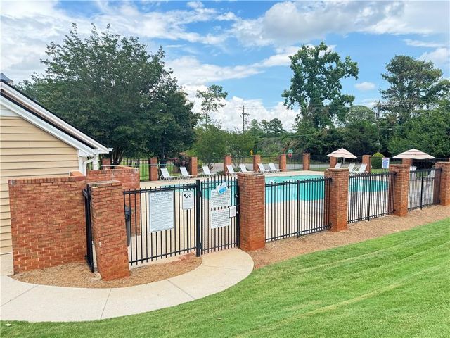 153 Holcomb Ferry Road, Roswell, GA 30076