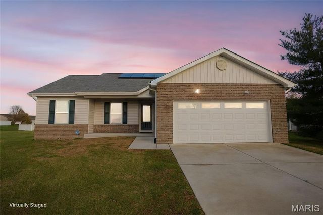 205 Eisenhower Boulevard, Troy, IL 62294