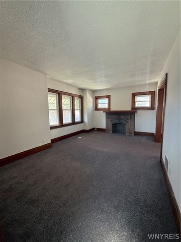 125 Eiseman Avenue Upper, Tonawanda, NY 14217